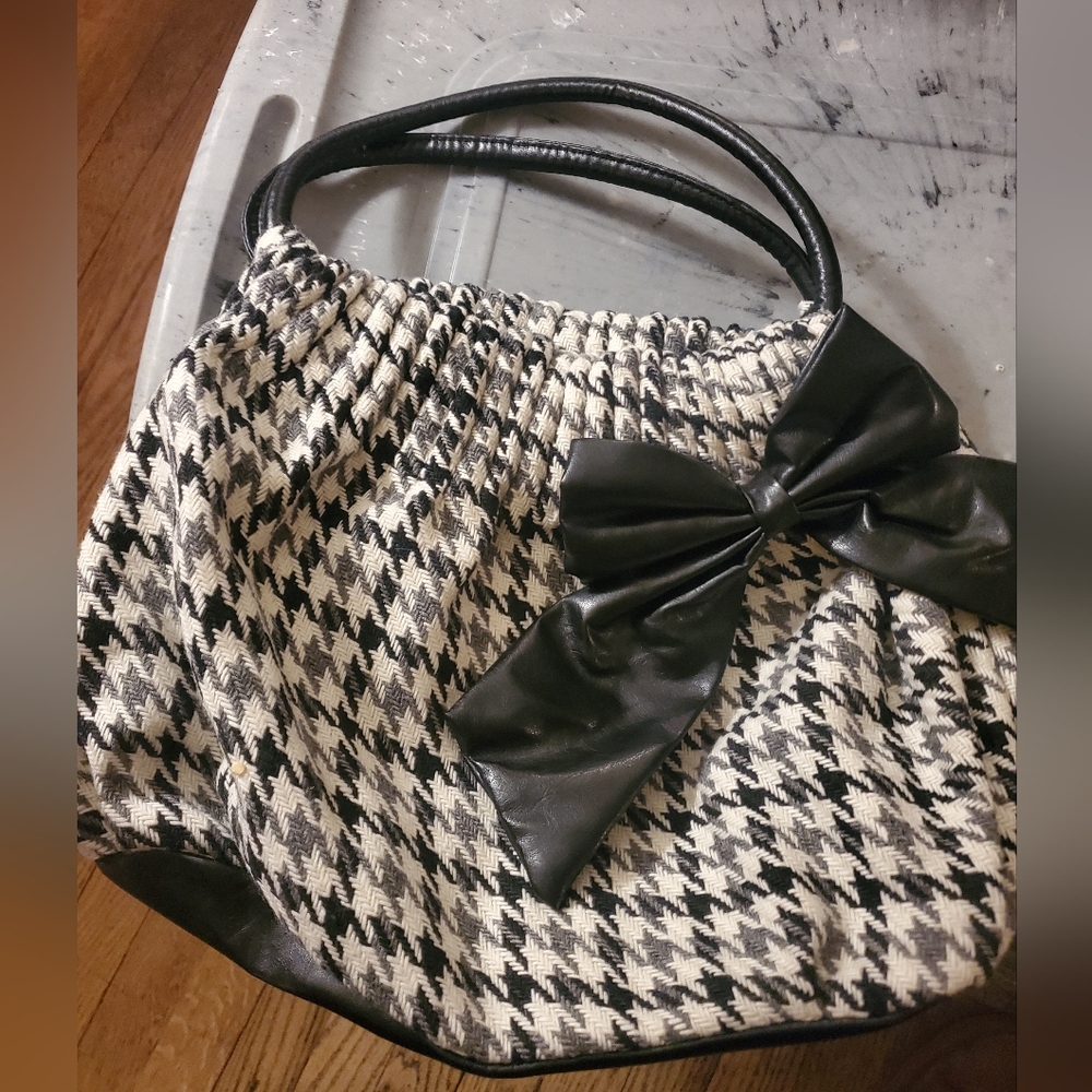 Dressbarn pocketbook